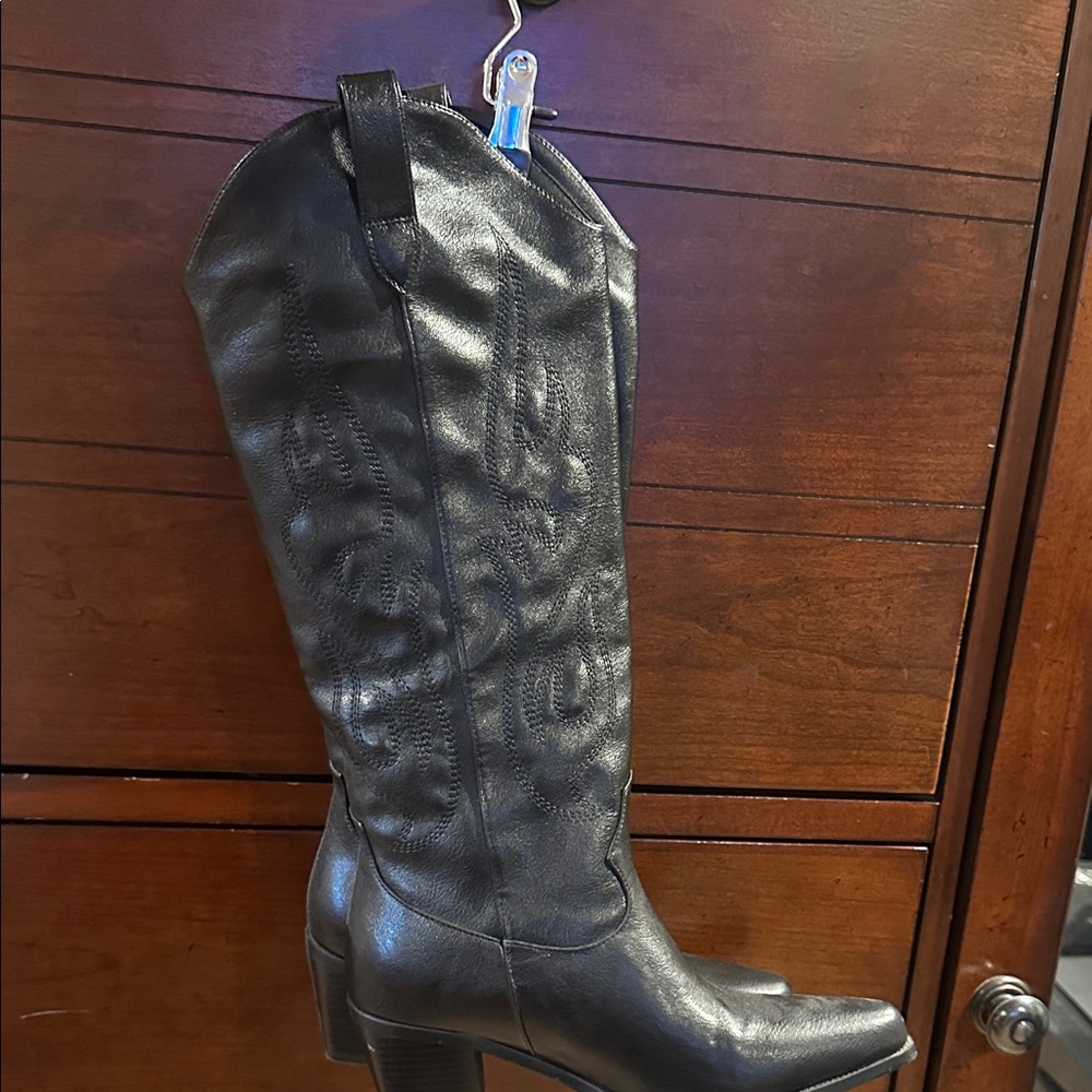 Black Leather Women's Boots